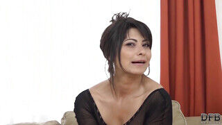 Tera Joy a csinos milf megbaszva