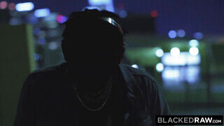 BlackedRaw - Mazzy Grace élvezi a méretes pöcst