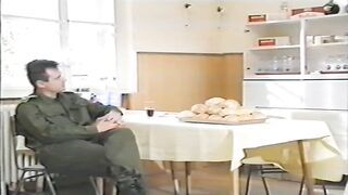 Csőre töltött lövegek - Magyar szinkronos teljes vhs pornvideo