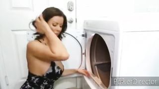 Perverz milf anyuka a fiával kupakol