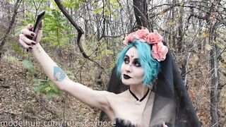 Halloween Cosplayes bige segg lyukba reszelve