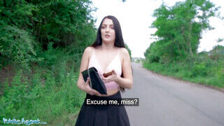 Public Agent - Katy Rose az erdőben kúrel