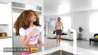 Brazzers - Lauren Phillips és Cecilia Lion leszbikus pornója