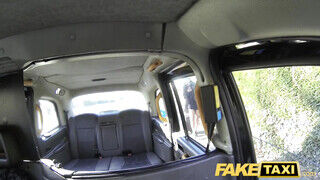 Fake Taxi - Candy Sexton a taxissal kúrel