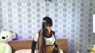 Gigantikus kannás cosplayes pipi maszturbál