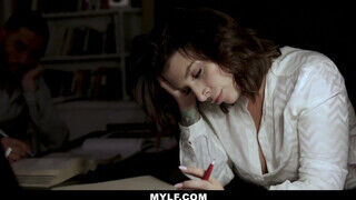 MYLF - Ivy Lebelle a termetes didkós milf