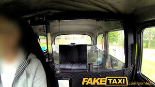 FakeTaxi - piercinges vagina lovagol