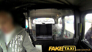 FakeTaxi - cuki pipi hatalmas seggel megfizet