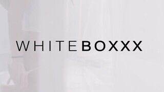 WHITEBOXXX - Rebeca Volpetti tökéletes puncija