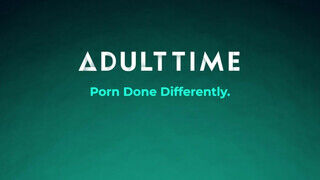 ADULT TIME - három európai lezbi megmutatja a szaftos pináját