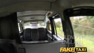FakeTaxi - vörös hajú lány segg lyukba kéri a cerkát