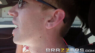 Brazzers - Monique Alexander kúr a méretes faszú manussal