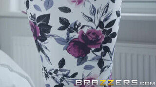 Brazzers - Jasmine Jae megrakva hatalmas farokkal