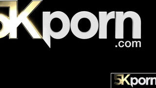 5K PORN - Lilian Stone a bűbájos termetes keblű milf