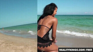 Reality Kings - Harley Dean a bombázó brazil csajszika