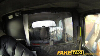 FakeTaxi - Análba kúrt tinédzser a taxiban