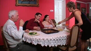 Bisexual Nasty Family - Teljes perverz erotikus videó