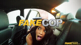 Fake Taxi - Princess Jasmin megbaszatja magát