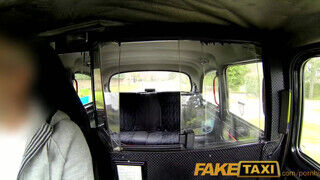 FakeTaxi - Chantelle Fox szexel a taxissal