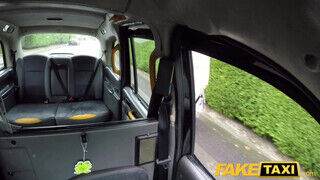 Fake Taxi - Óriás kannás milf megkúrelva