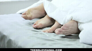 TeensLoveanál - gyere engedd bele agecid a fenekembe