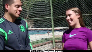 TheRealWorkout - Kimber Lee megkúrva az edzője által