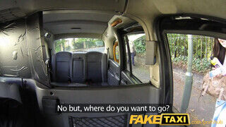 FakeTaxi - kitetovált szép popós pipi a motorháztetőn tolva
