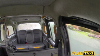 Fake Taxi - Cassie Del Isla a tüzes francia gádzsi