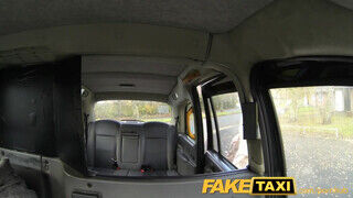 FakeTaxi - brutáljó világos szőke bige kívánatos fehérneműben