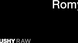 TUSHYRAW - Romy Indy a csábos latin amerikai