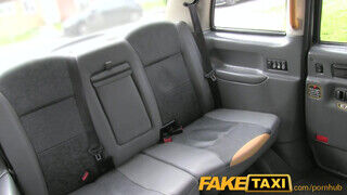 FakeTaxi - dupla perverz holland maca