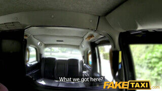 FakeTaxi - bögyös magyar csaj