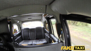 Fake Taxi - Carmel Anderson a vadító milf