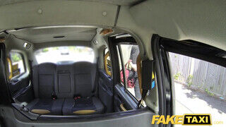 Fake Taxi - Óriási kannás milf fuvarért hancúrozik