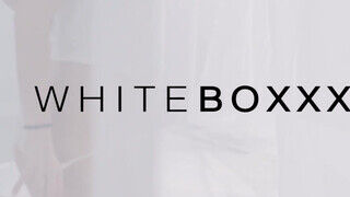 WhiteBoxxx - Nicole Pearl a cuki orosz csaj