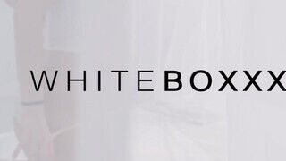 WhiteBoxxx - Ginebra Bellucci dögös argentin tinicsaj