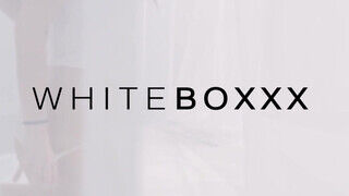 WhiteBoxxx - bájos világos szőke lány reggel akar szeretkezni