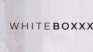 WhiteBoxxx - A szeretője előtt csinálja a bige
