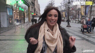 LaCochonne - Anissa Kate a szexy francia milf
