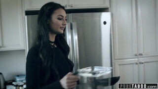 PURE TABOO - Eliza Ibarra a szomszéd manussal kúr