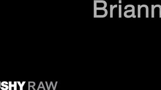 TUSHYRAW - Brianna a csábító dél amerikai milf