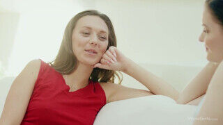 WOWGIRLS - Anie Darling és Isabella De Laa megkívánták egymást