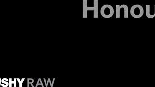 TUSHYRAW - Honour gigantikus hátsójába betolják a dárdát