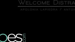 Babes - Apolonia Lapiedra a bájos latina tinédzser