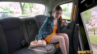 Fake Taxi - Kira Love a vörös hajú fiatal gádzsi