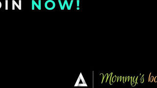 MOMMY'S BOY - Penny Barber és Chloe Surreal meg a tinédzser pasi