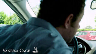 Naughty America - Vanessa Cage alaposan megrakva