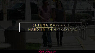 Karups - Sheena Ryder a szabadban kefél