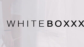 WHITEBOXXX - Nancy ráül a a pasasa szájára