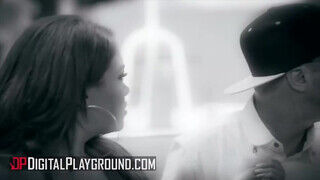 Digital Playground - Cassidy Banks megbaszva alaposan